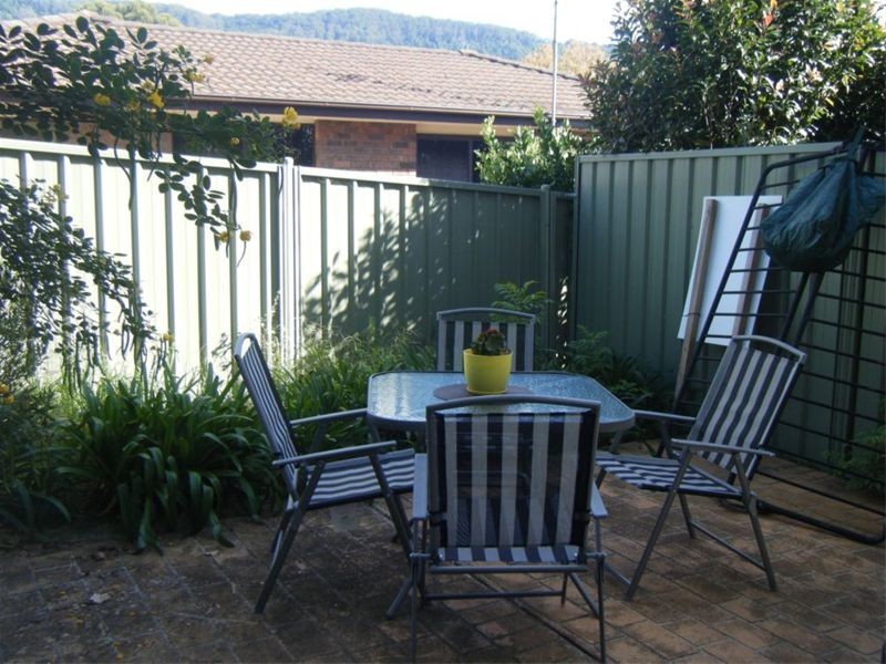 4/232 Princes Highway, Bulli NSW 2516