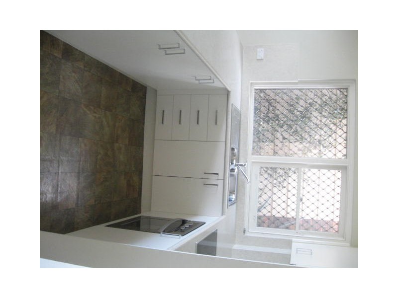 6A Trinity Row, Bulli NSW 2516