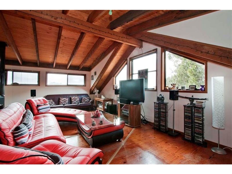 26 Highland Parade, Bulli NSW 2516