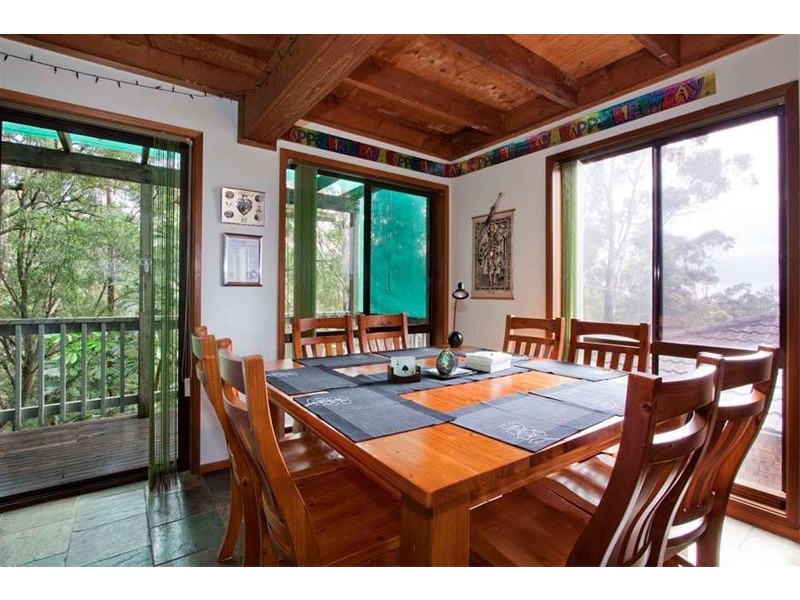 26 Highland Parade, Bulli NSW 2516