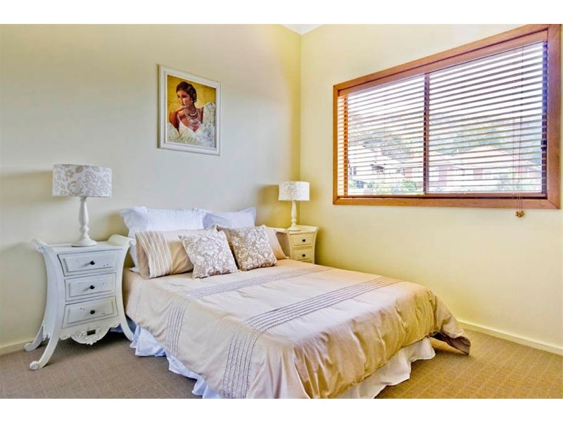 30 The Waves, Thirroul NSW 2515