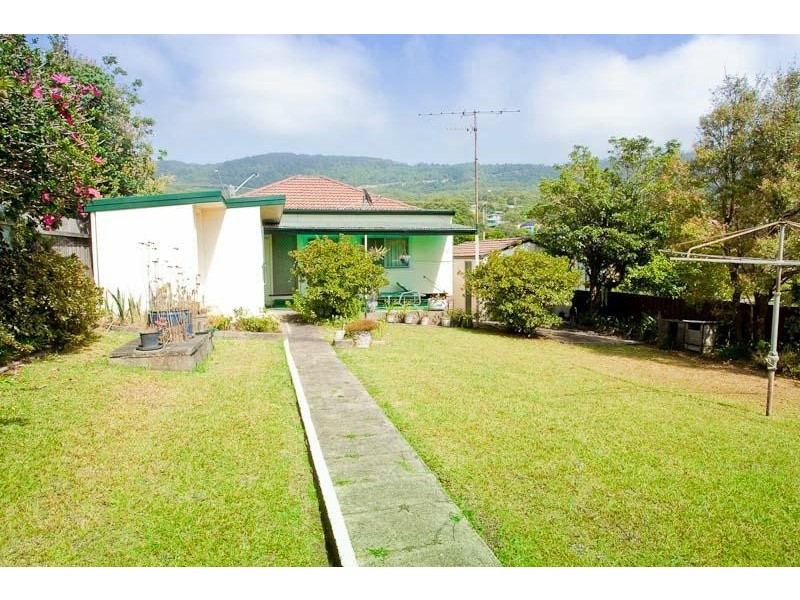 125 Princes Highway, Bulli NSW 2516