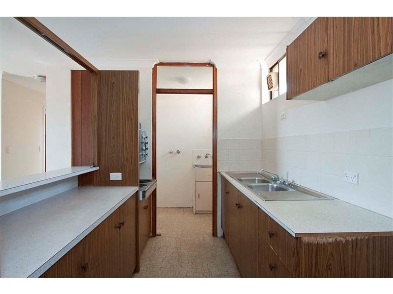 10/235 Lawrence Hargrave Drive, Thirroul NSW 2515