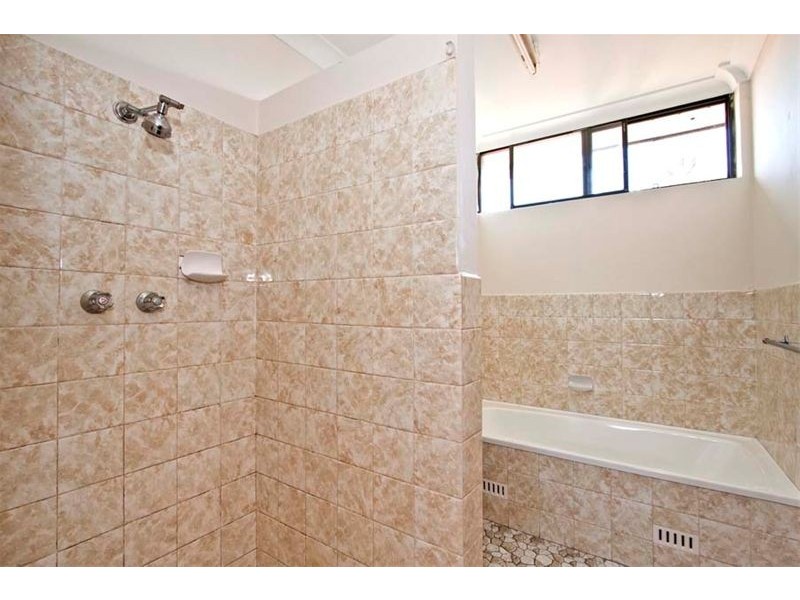 10/235 Lawrence Hargrave Drive, Thirroul NSW 2515