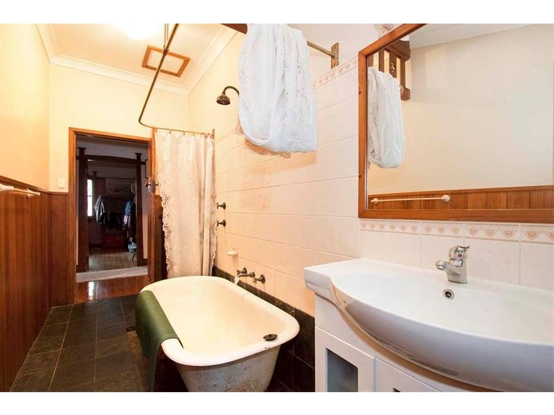 432 Lawrence Hargrave Drive, Thirroul NSW 2515