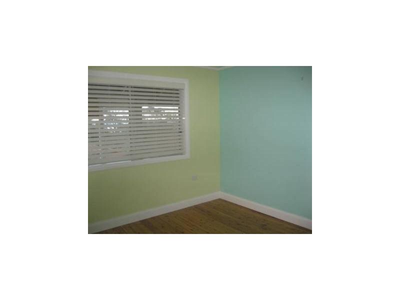 2 Mason Street, Thirroul NSW 2515