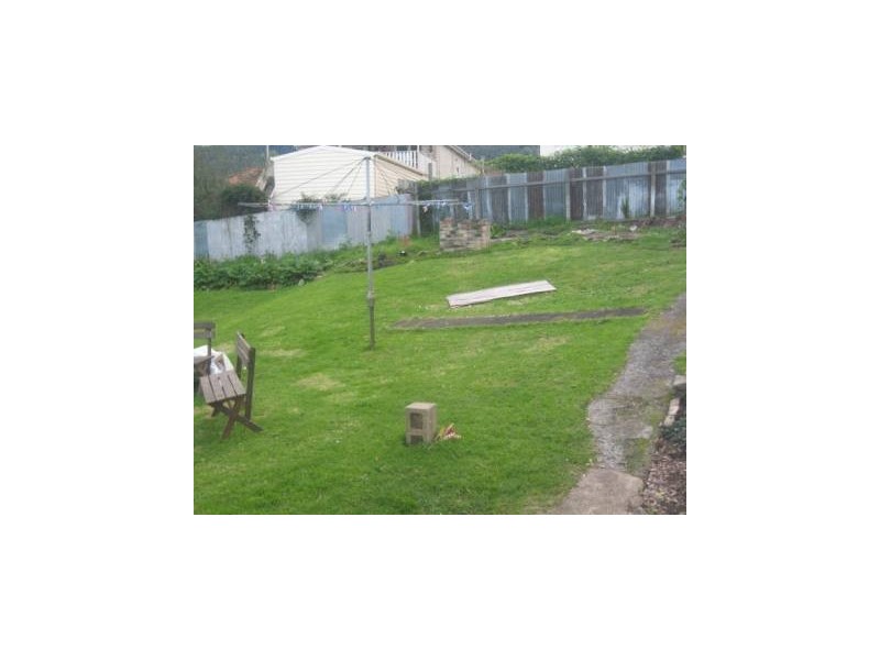 2 Mason Street, Thirroul NSW 2515