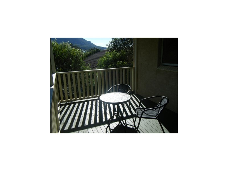 4/6 George Avenue, Bulli NSW 2516