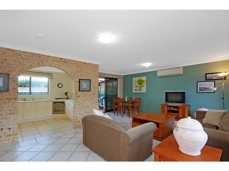1/11 Cochrane Road, Thirroul NSW 2515