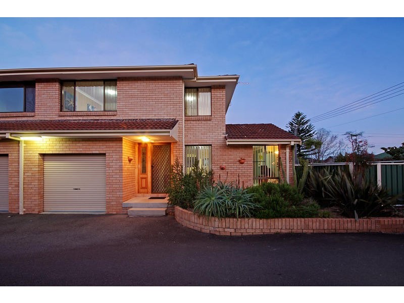 1/11 Cochrane Road, Thirroul NSW 2515