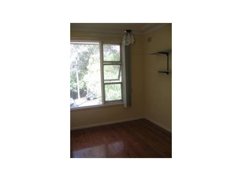 64 Phillip Street, Thirroul NSW 2515