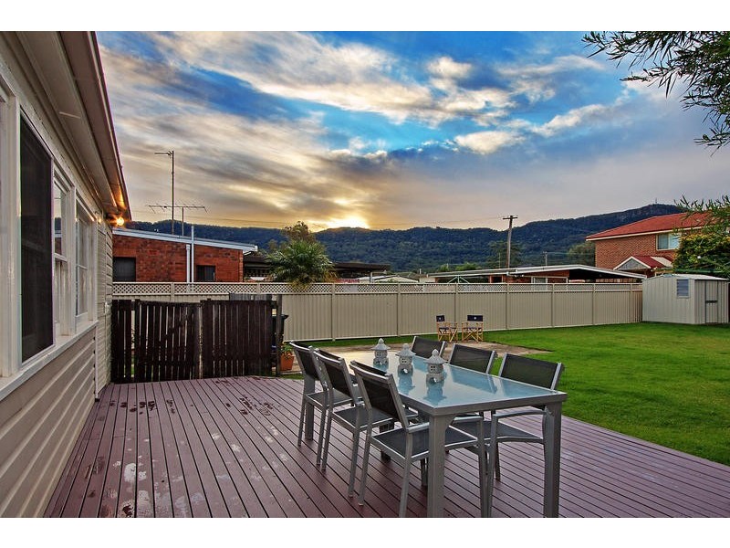 54 Balgownie Road, Fairy Meadow NSW 2519