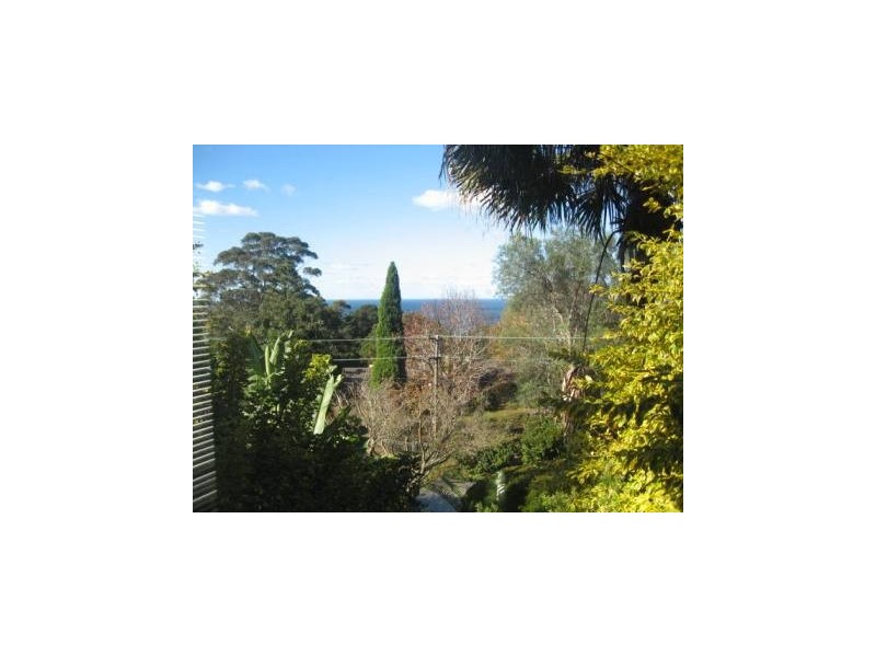 42 Buttenshaw Drive, Coledale NSW 2515