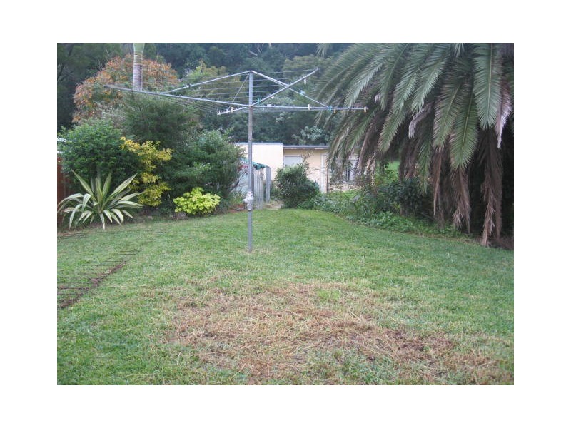 42 Buttenshaw Drive, Coledale NSW 2515