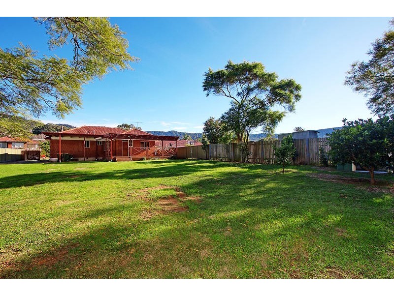 7 Foothills Road, Mount Ousley NSW 2519