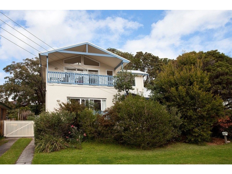 27 Hutton Avenue, Bulli NSW 2516