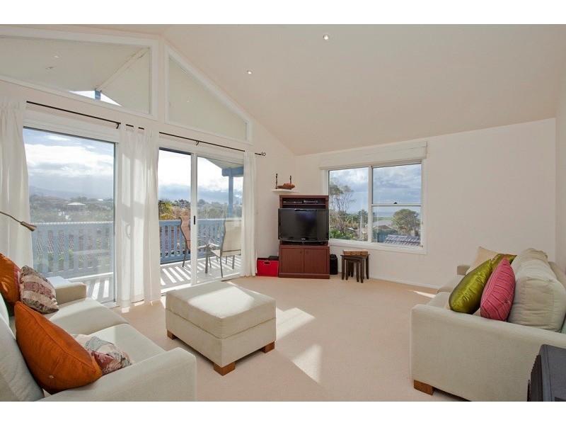 27 Hutton Avenue, Bulli NSW 2516