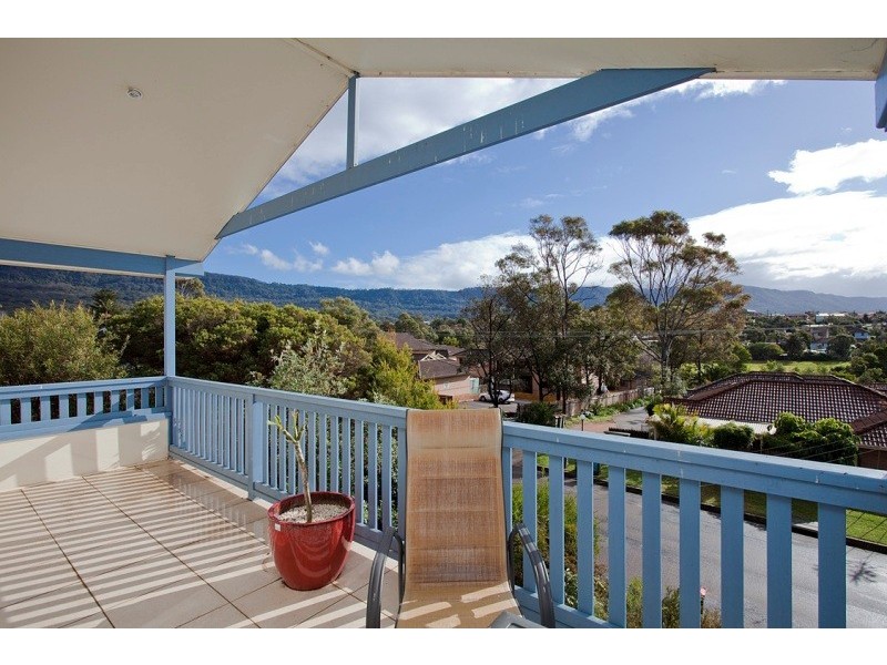 27 Hutton Avenue, Bulli NSW 2516