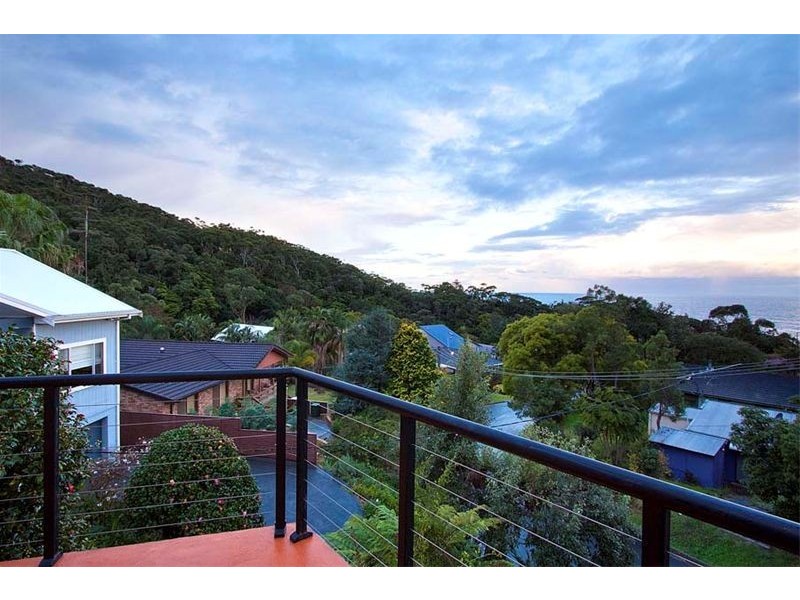 22 Squires Crescent, Coledale NSW 2515