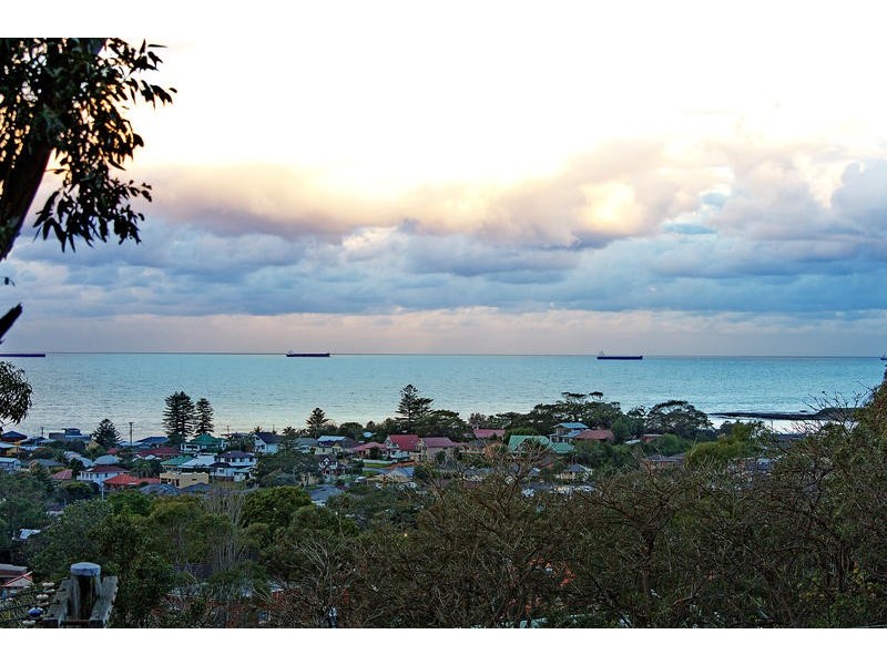 2/3 Seaview Terrace, Thirroul NSW 2515