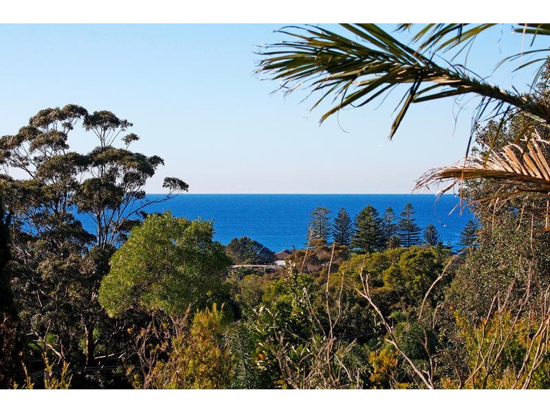 4 Coast Street, Thirroul NSW 2515