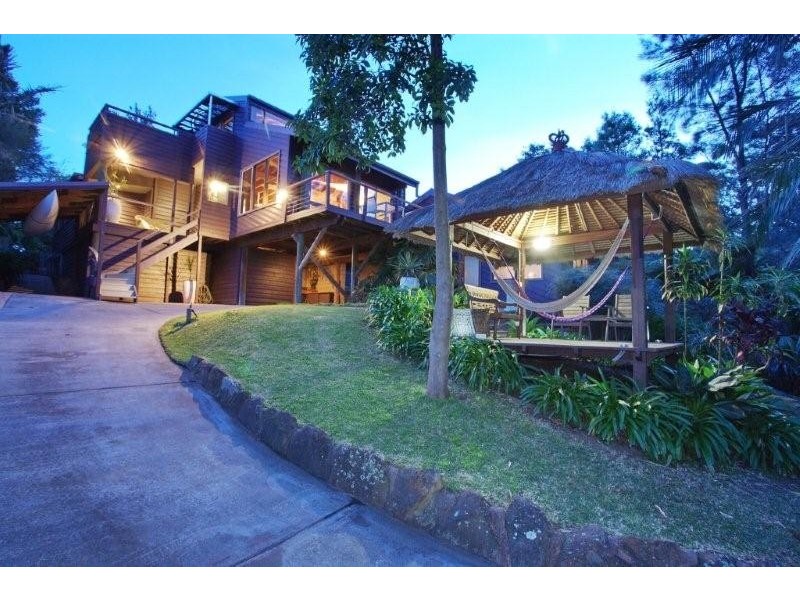 4 Coast Street, Thirroul NSW 2515