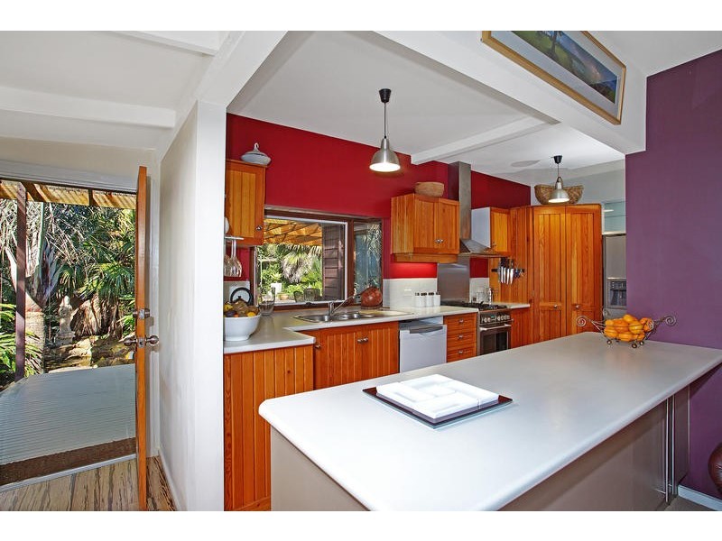4 Coast Street, Thirroul NSW 2515