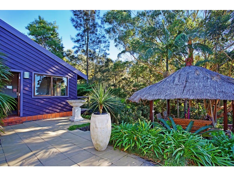 4 Coast Street, Thirroul NSW 2515