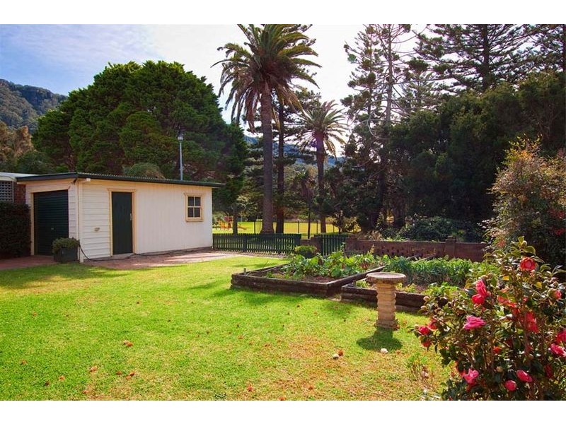 13 Toxteth Avenue, Austinmer NSW 2515