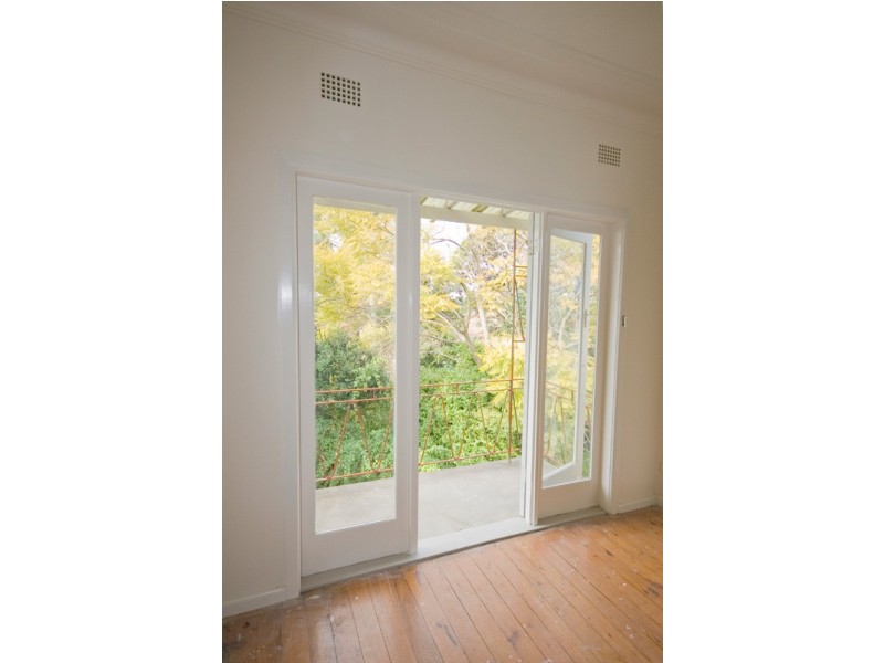 4/5 Virginia Terrace, Thirroul NSW 2515