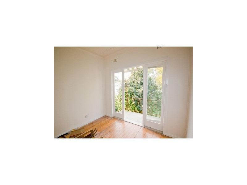 4/5 Virginia Terrace, Thirroul NSW 2515