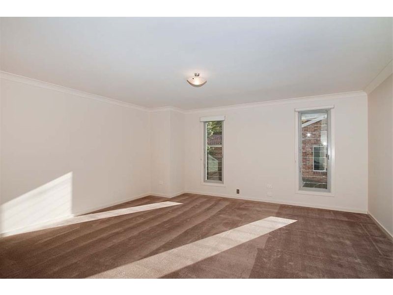 10 Gumtree Lane, Thirroul NSW 2515