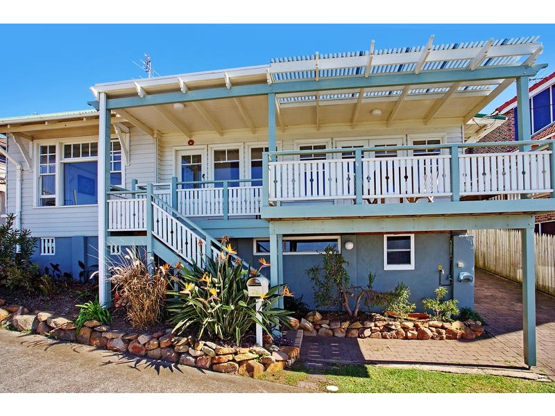 142 Lawrence Hargrave Drive, Austinmer NSW 2515