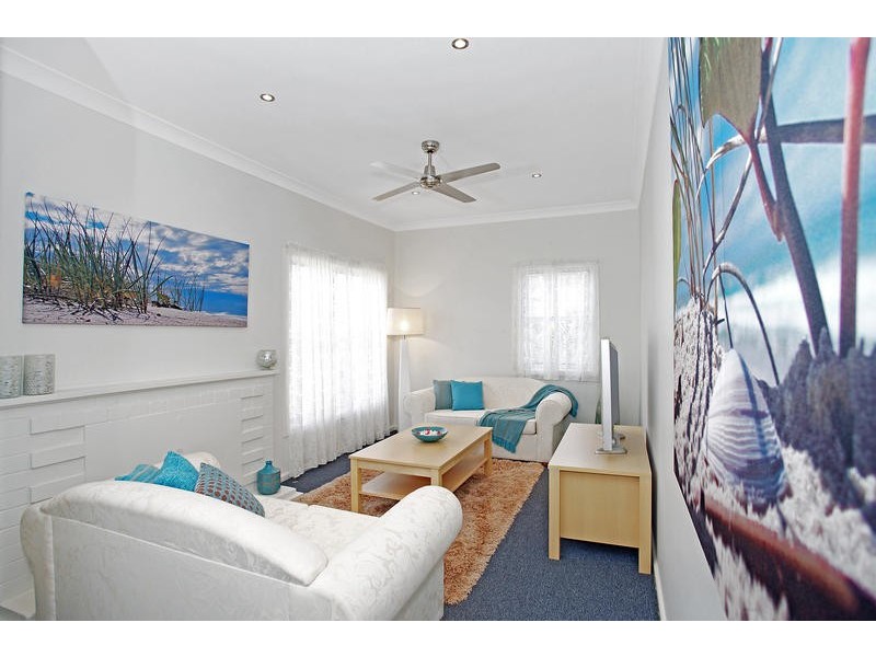 24 O’Brien Street, Bulli NSW 2516