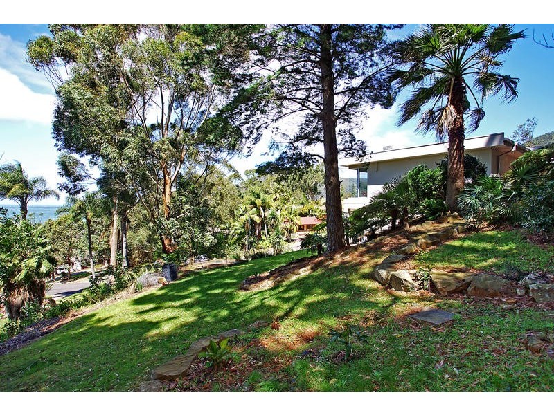 37 Sheridan Crescent, Stanwell Park NSW 2508