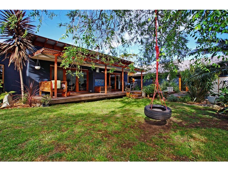 41 Thompson Street, Woonona NSW 2517