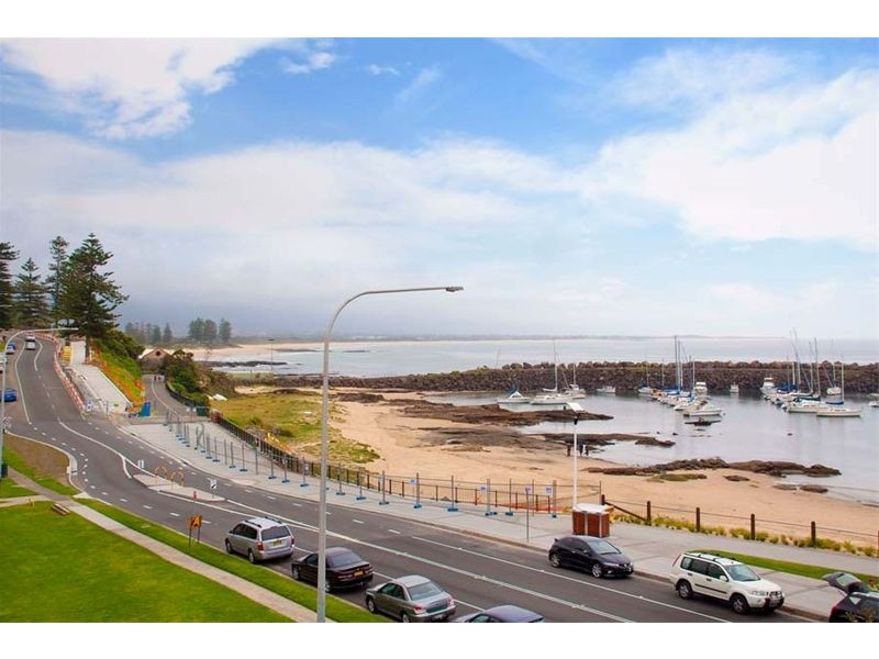 15/2-8 Harbour Street, Wollongong NSW 2500