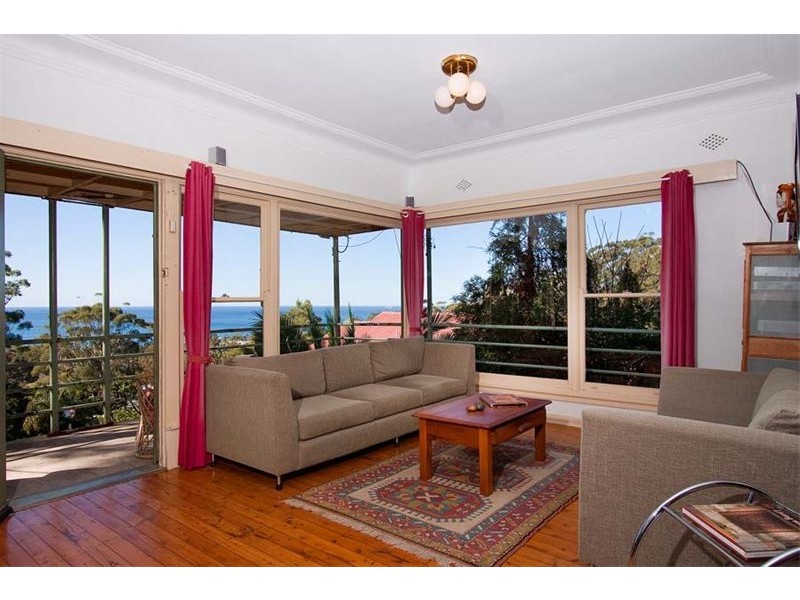 42 Asquith Street, Austinmer NSW 2515