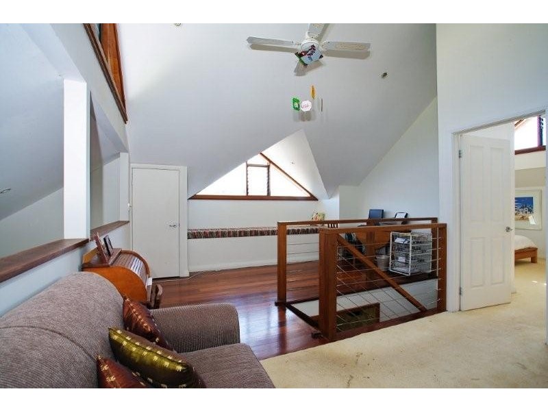 39 Benelong Street, Bulli NSW 2516