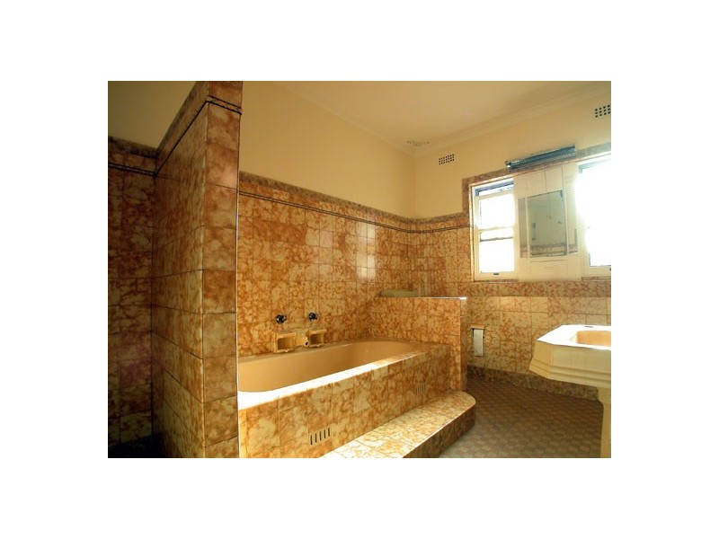 28 Railway Avenue, Austinmer NSW 2515