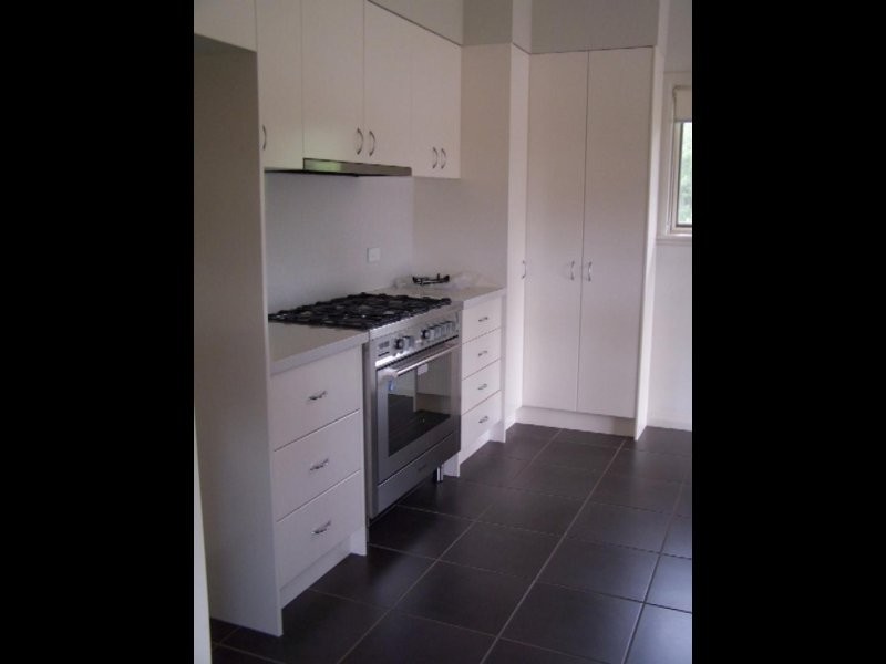 2/2C Lachlan Street, Thirroul NSW 2515