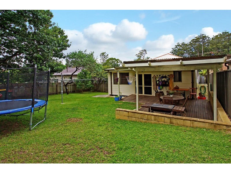 27 High Street, Thirroul NSW 2515