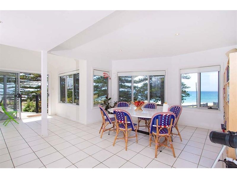 768 Lawrence Hargrave Drive, Coledale NSW 2515