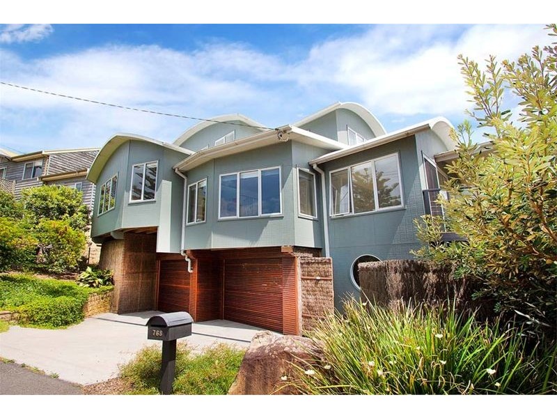 768 Lawrence Hargrave Drive, Coledale NSW 2515