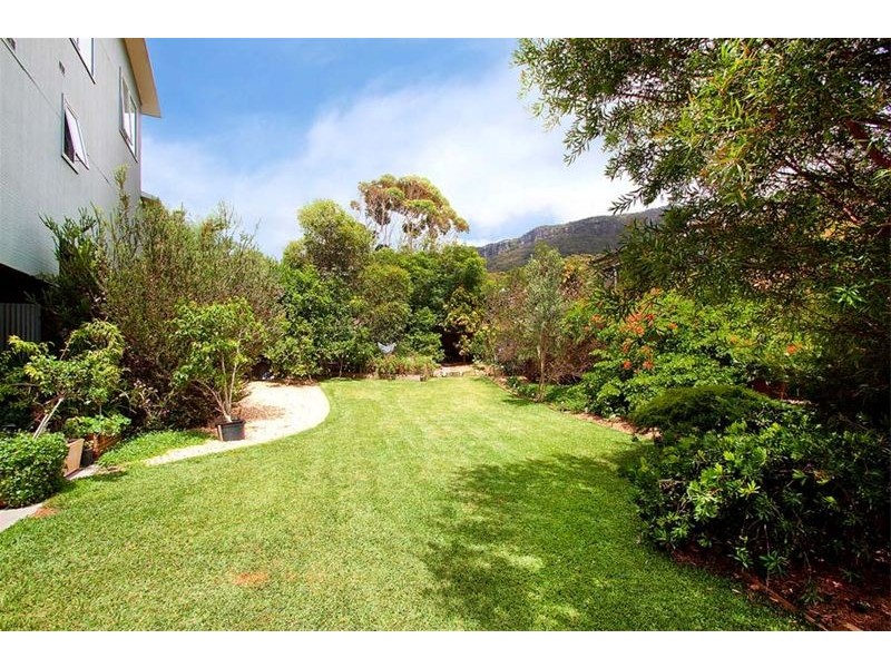 768 Lawrence Hargrave Drive, Coledale NSW 2515