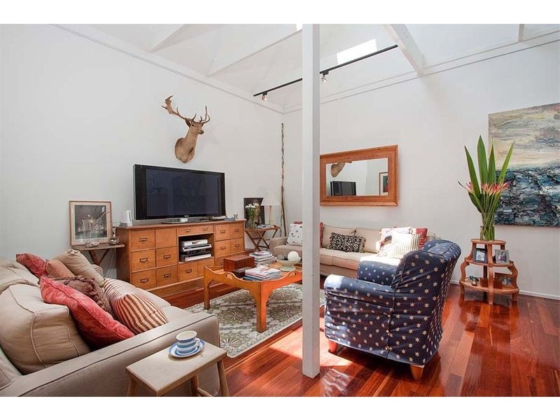726 Lawrence Hargrave Drive, Coledale NSW 2515