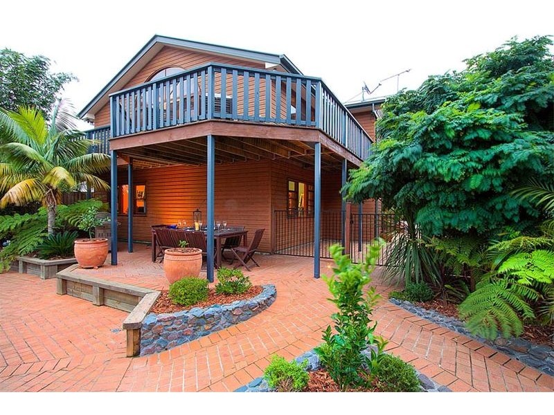 2A Willcath Street, Bulli NSW 2516