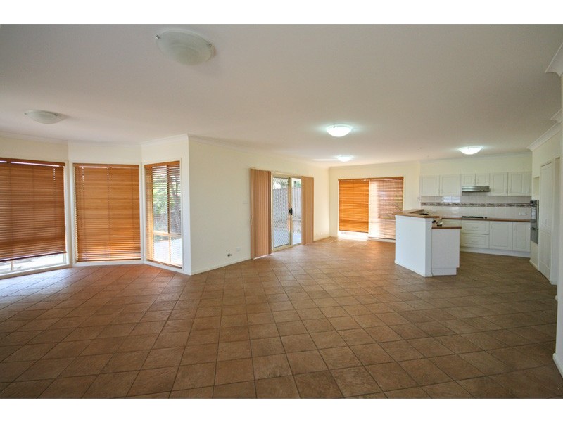 15 Gahans Lane, Woonona NSW 2517