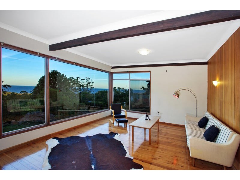 10-12 Treetop Glen, Thirroul NSW 2515