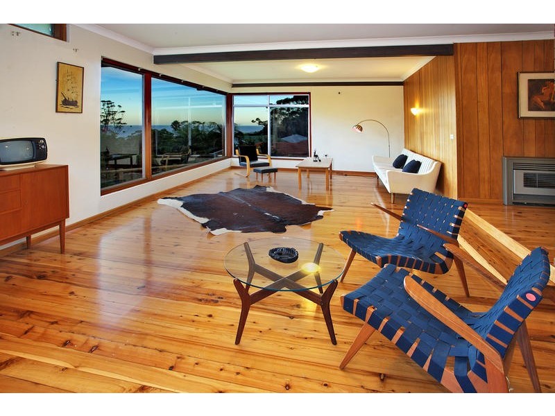 10-12 Treetop Glen, Thirroul NSW 2515